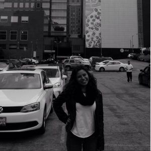 Meet your Posher, Alejandra